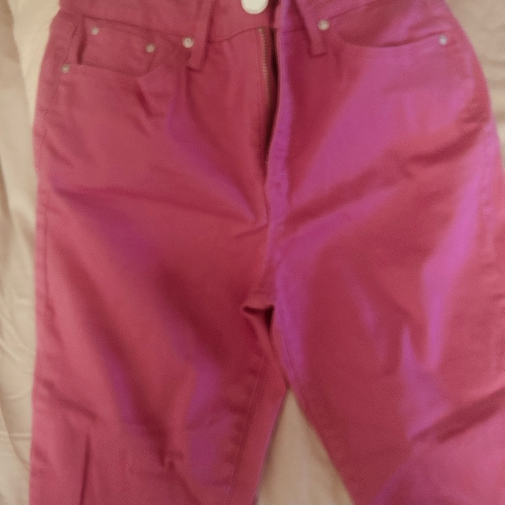Seven7  Pink Women's Jeans cropped kick size 6 frayed bottoms worn 1x